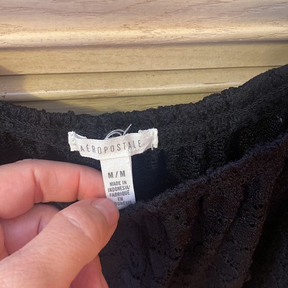 Lace Crop Top - Picture 3 of 5